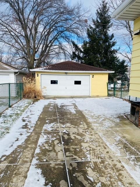 3760 Hetzel Dr, Parma, OH 44134 photo 13