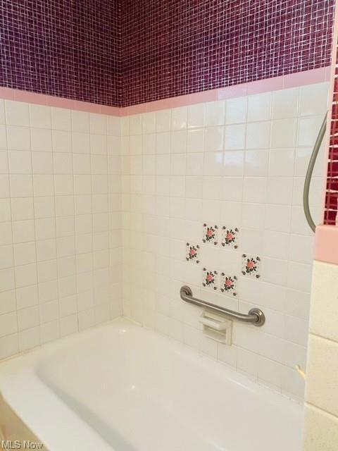 3760 Hetzel Dr, Parma, OH 44134 photo 5