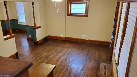424 Kenyon Ave, Elyria, OH 44035 photo 6