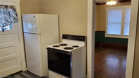 424 Kenyon Ave, Elyria, OH 44035 photo 9