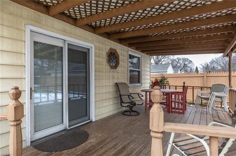 705 E 260th St, Euclid, OH 44132 photo 8