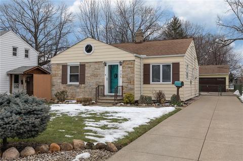 705 E 260th St, Euclid, OH 44132 photo 5