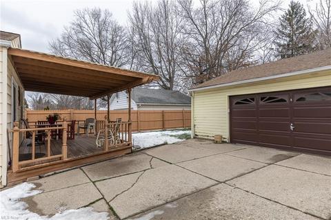 705 E 260th St, Euclid, OH 44132 photo 7