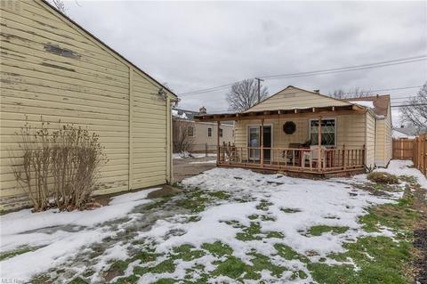 705 E 260th St, Euclid, OH 44132 photo 10