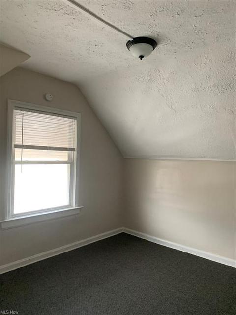 3983 E 54th St, Newburgh Heights, OH 44105 photo 18