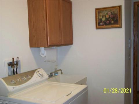 525 Falling Leaf Dr, Seven Hills, OH 44131 photo 12