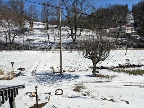 635 Bear Run, Cairo, WV 26337 photo 25
