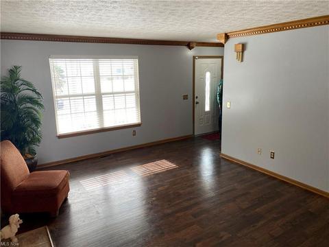 775 Bisson Ave, Akron, OH 44307 photo 16