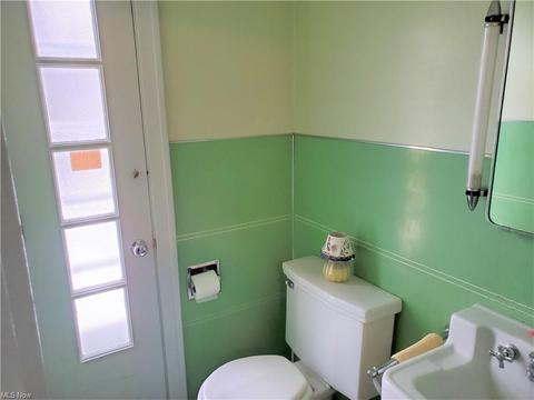 6305 Amelia Ave, Ashtabula, OH 44004 photo 18