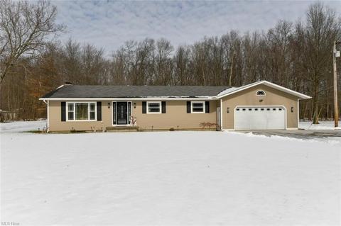 4475 Lynn Rd, Ravenna, OH 44266 photo 2