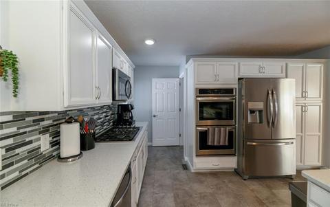 4475 Lynn Rd, Ravenna, OH 44266 photo 9