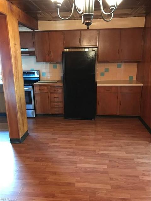 170 Harold St, Akron, OH 44310 photo 9