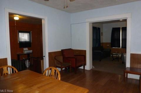 406 Elm St, Struthers, OH 44471 photo 6