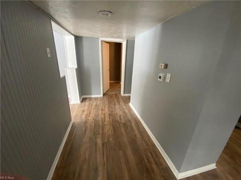 5295 Rolling Ave, Lorain, OH 44055 photo 16