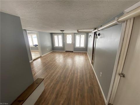 5295 Rolling Ave, Lorain, OH 44055 photo 12