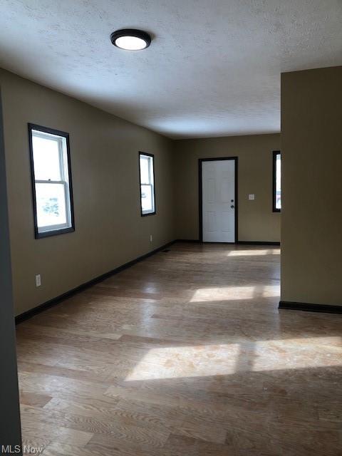 2249 Beech Ave, Lorain, OH 44052 photo 2