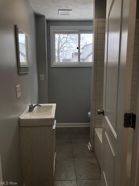2249 Beech Ave, Lorain, OH 44052 photo 4
