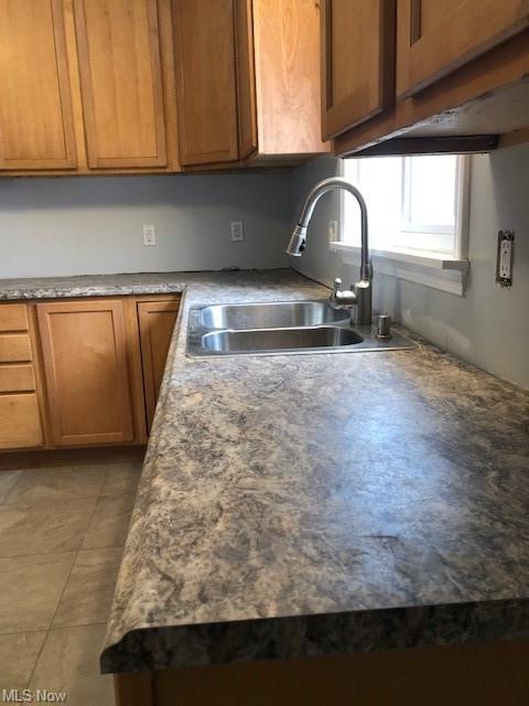 2249 Beech Ave, Lorain, OH 44052 photo 8
