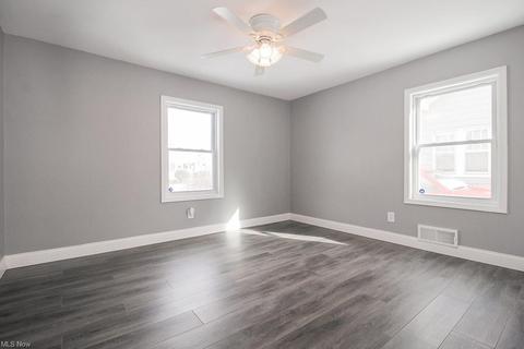 119 Hamilton St, Elyria, OH 44035 photo 7