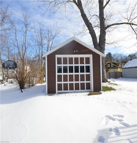 5844 Adams, Ashtabula, OH 44004 photo 4