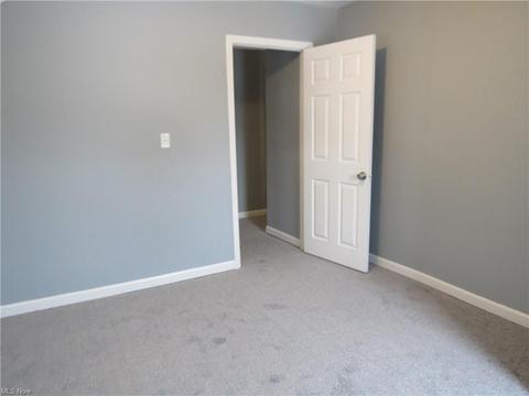 2425 E 34th St, Lorain, OH 44055 photo 11