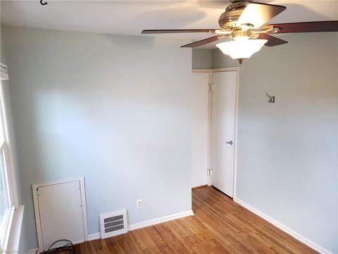 1233 Cedar Dr, Lorain, OH 44052 photo 13