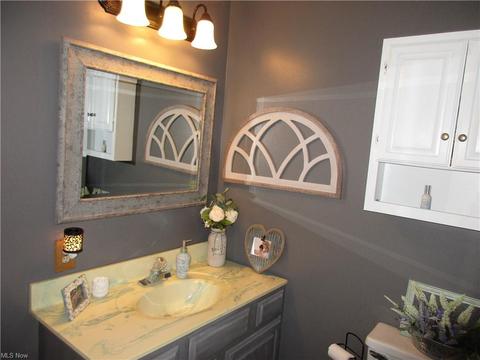 1034 Tornes Rd, Lowell, OH 45744 photo 14