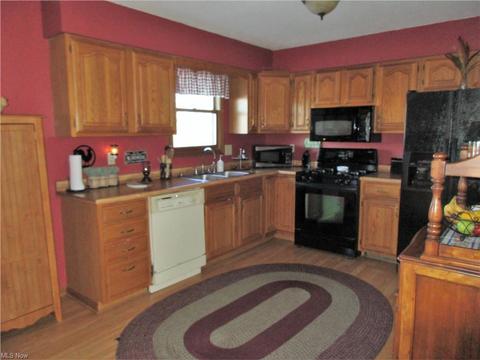 1034 Tornes Rd, Lowell, OH 45744 photo 9