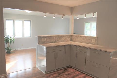 5603 Laurent Dr, Parma, OH 44129 photo 21