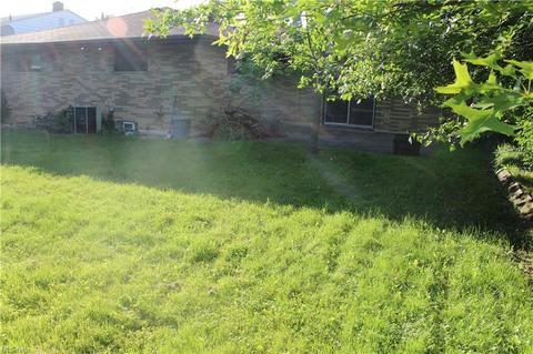 5603 Laurent Dr, Parma, OH 44129 photo 5