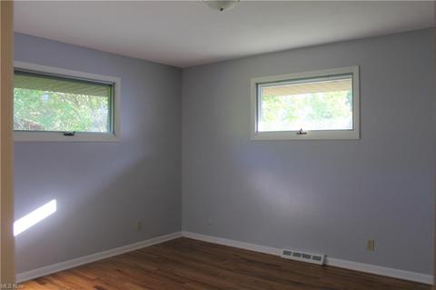 5603 Laurent Dr, Parma, OH 44129 photo 30