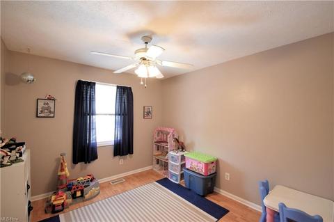 7700 Roeper Rd, Parma, OH 44134 photo 17