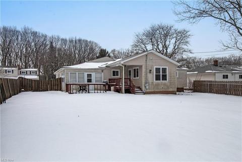 5820 Sequoia Dr, Parma, OH 44134 photo 20