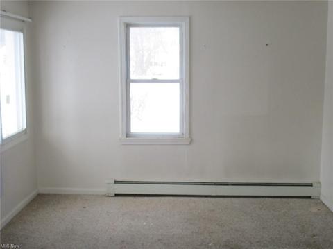 81 King St, Elyria, OH 44035 photo 4