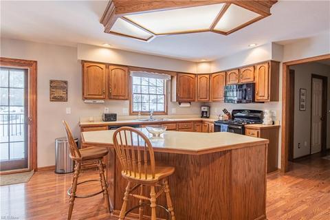 3283 Hadrian Cir NW, Canton, OH 44708 photo 17