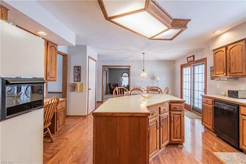 3283 Hadrian Cir NW, Canton, OH 44708 photo 19