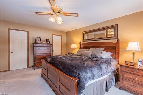 3283 Hadrian Cir NW, Canton, OH 44708 photo 11