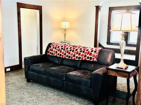 2042 E 42nd St, Ashtabula, OH 44004 photo 6