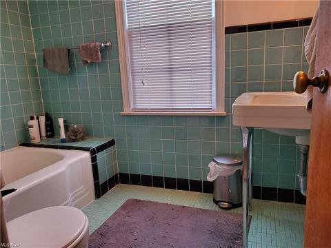 124 E 217th St, Euclid, OH 44123 photo 12