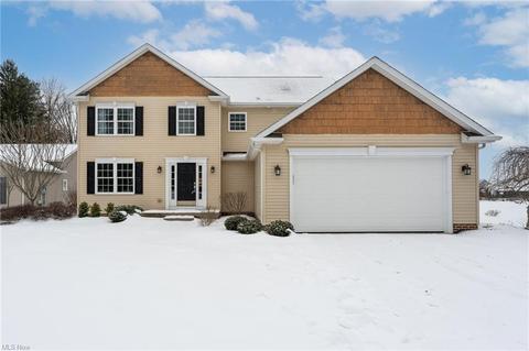506 Berklee Dr, Youngstown, OH 44514 photo 1
