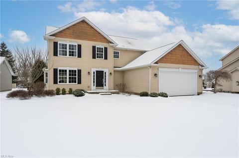 506 Berklee Dr, Youngstown, OH 44514 photo 2