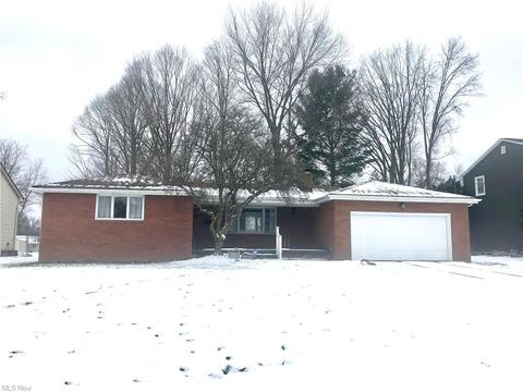 648 Oakridge Dr, Boardman, OH 44512 photo 1