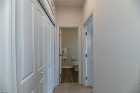 802 Buckeye Dr, Akron, OH 44303 photo 23
