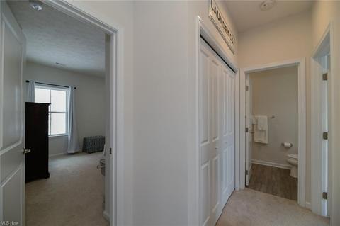 802 Buckeye Dr, Akron, OH 44303 photo 28