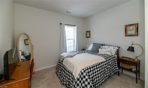 802 Buckeye Dr, Akron, OH 44303 photo 24