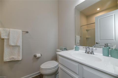 802 Buckeye Dr, Akron, OH 44303 photo 29