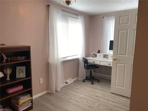 295 E 246th St, Euclid, OH 44123 photo 13