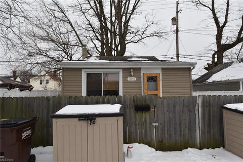 7601 Thornton Dr, Parma, OH 44129 photo 16