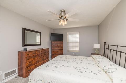 120 Bentley Dr, Elyria, OH 44035 photo 11