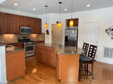 2923 Coldwater Ave NW, Canton, OH 44708 photo 4